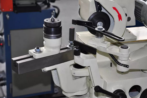 4200rpm Máy tự động cắt đứt lưỡi cưa Máy nghiền