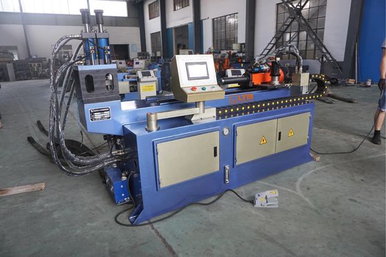 CK40CNC ống lỗ máy đâm chính xác cao CNC tự động thanh đâm